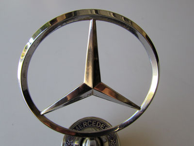 Mercedes Hood Ornament Emblem 2108800186 3